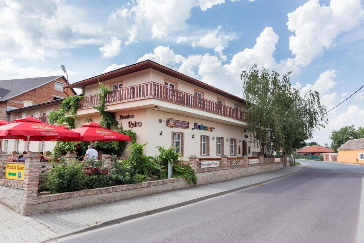 弗尔博韦茨酒店 Vrbovec 外观 照片